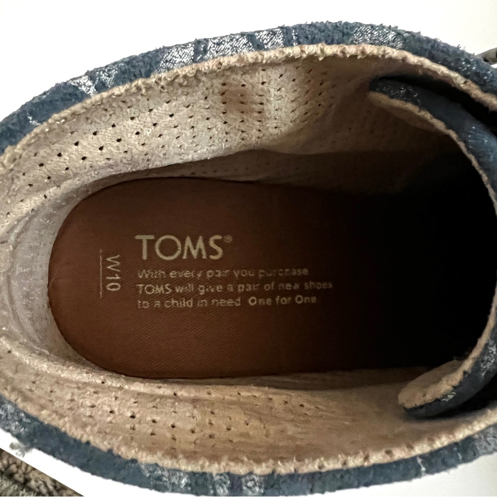 TOMS Wedge Heels Booties Blue and White Floral Shoes 10 - Picture 9 of 9